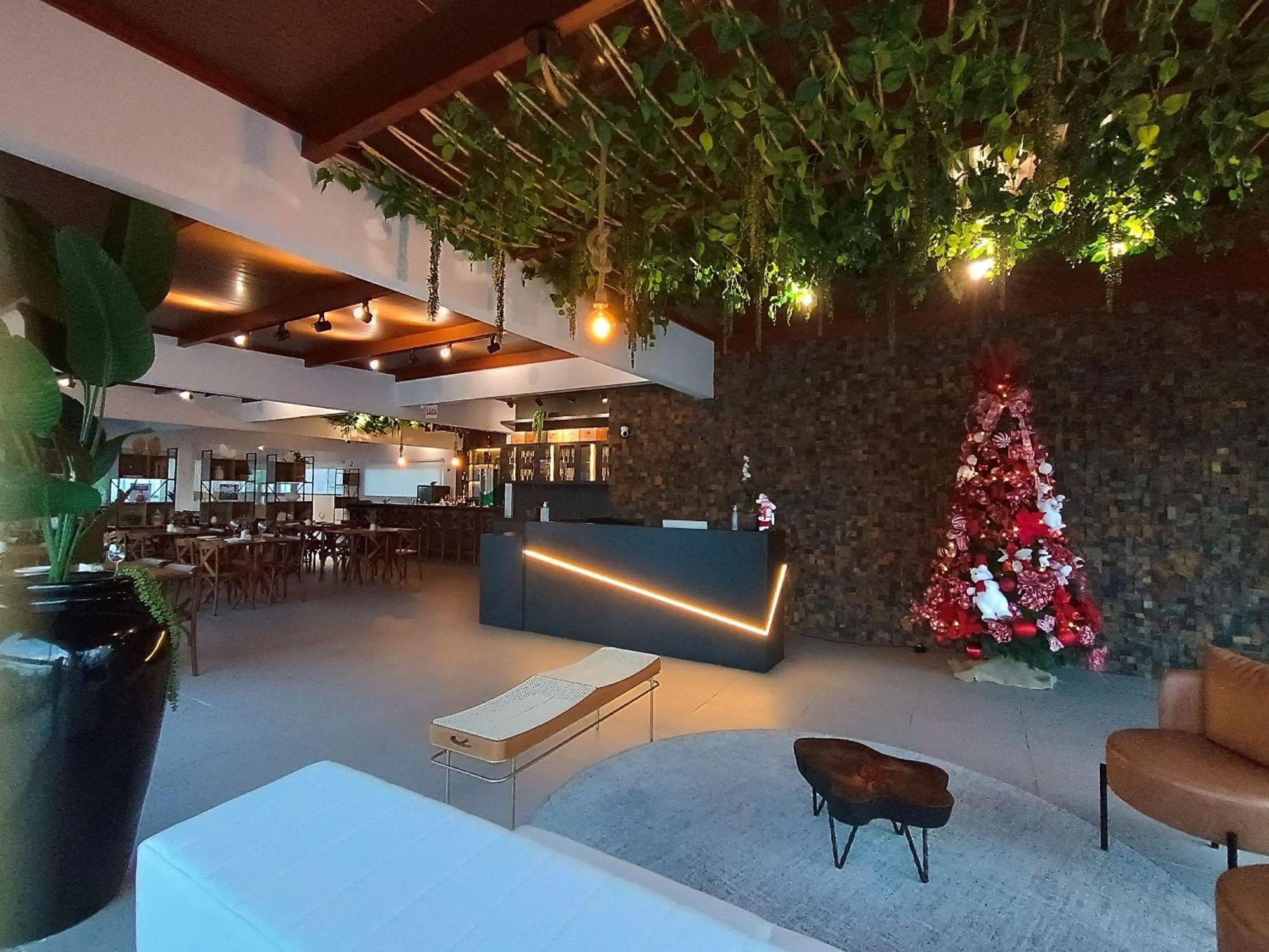 Vila Do Centro บอมบินญัส ภายนอก รูปภาพ